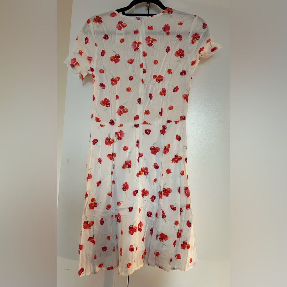 NWT Gap fully lined white flowered short sleeve dress - Picture 3 of 7